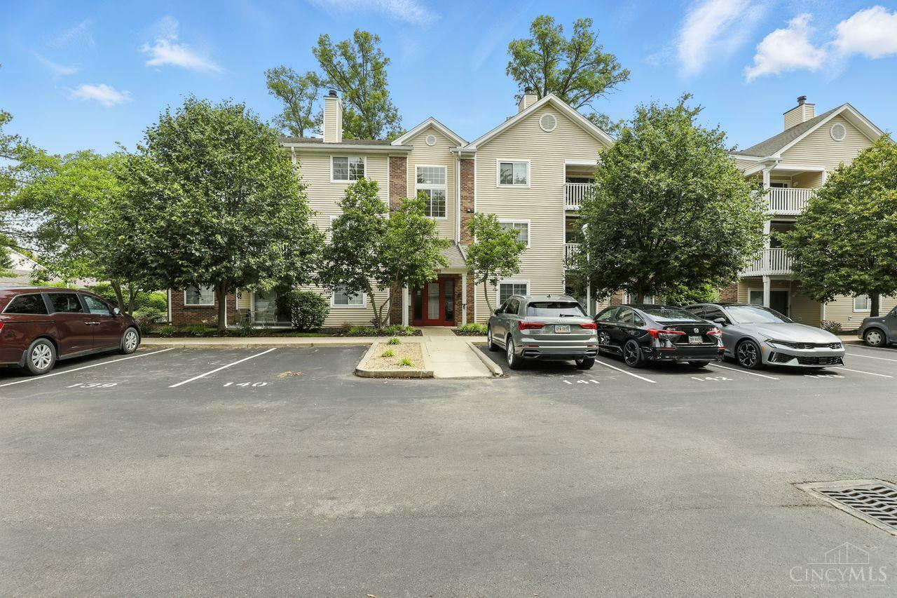 Property Photo: 710 Carrington Place OH 45140