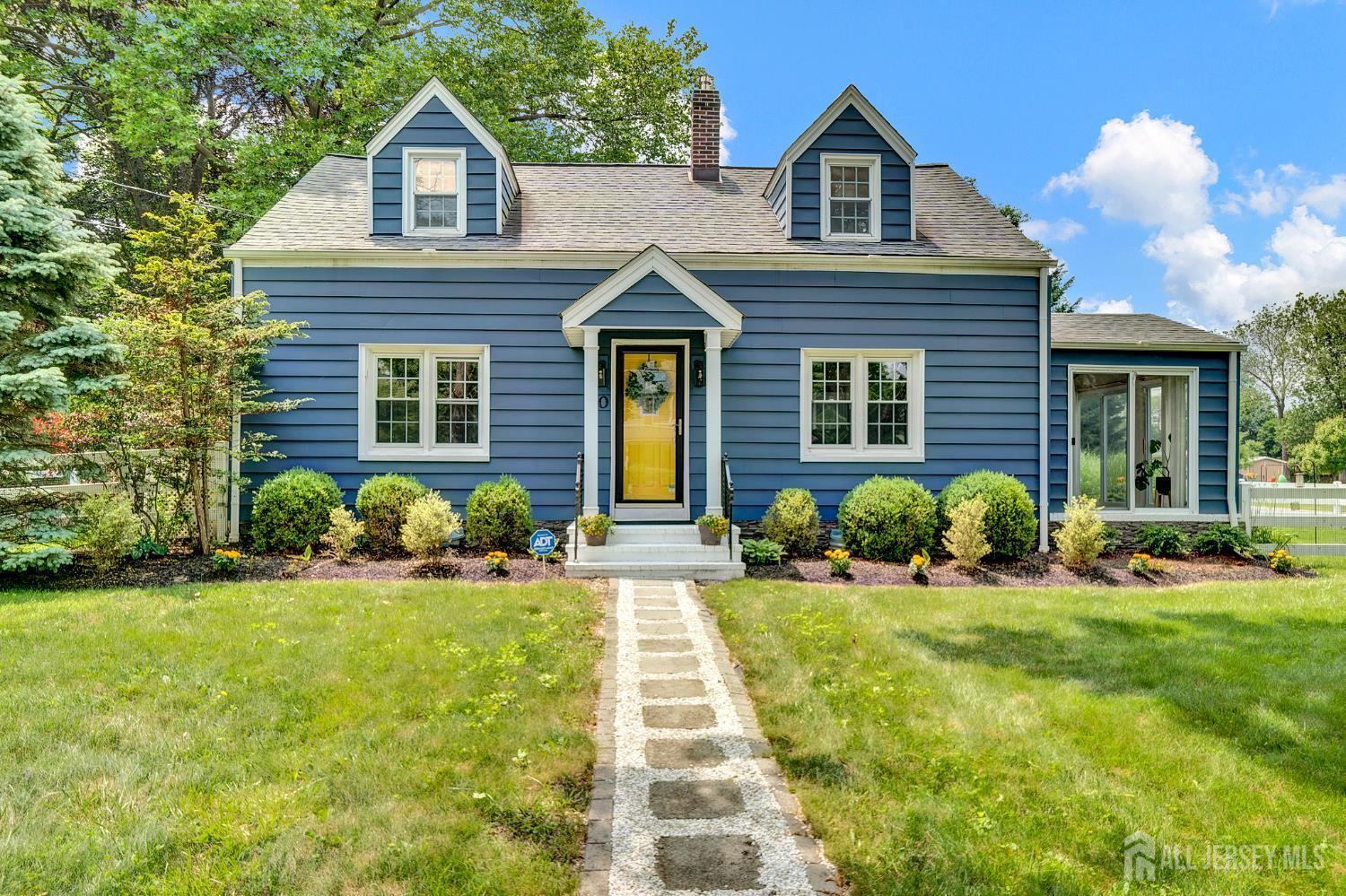 Property Photo:  10 Shaw Drive  NJ 08528 