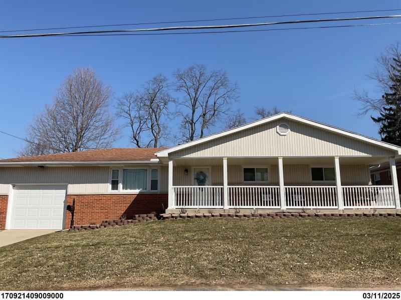 Property Photo: 827 Cooper Avenue OH 43311