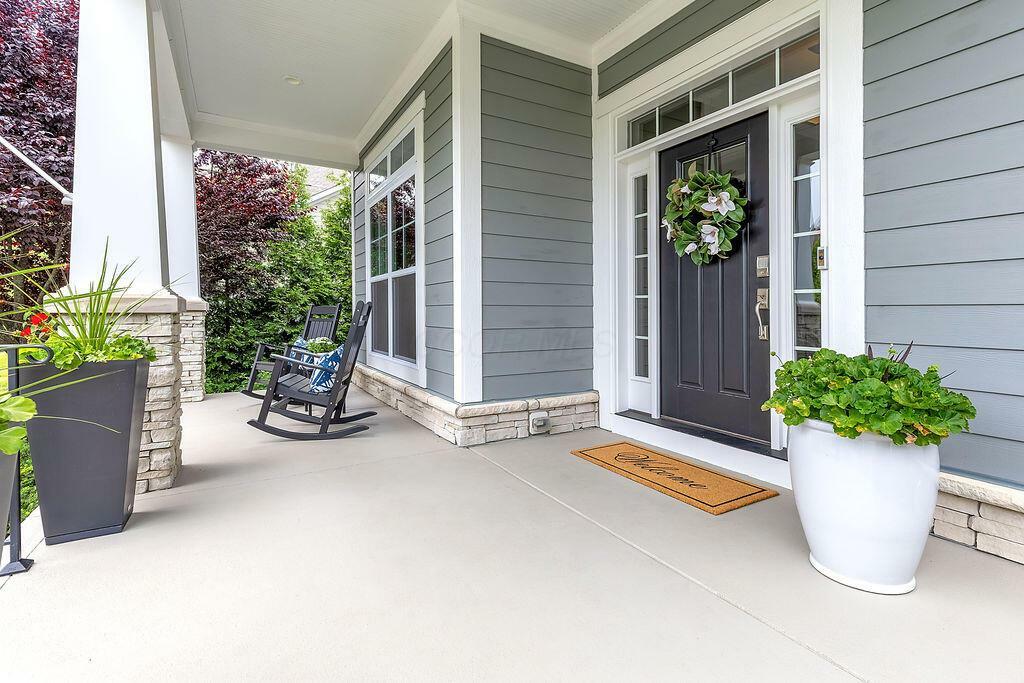 Property Photo: 3017 Highland Woods Boulevard OH 43054