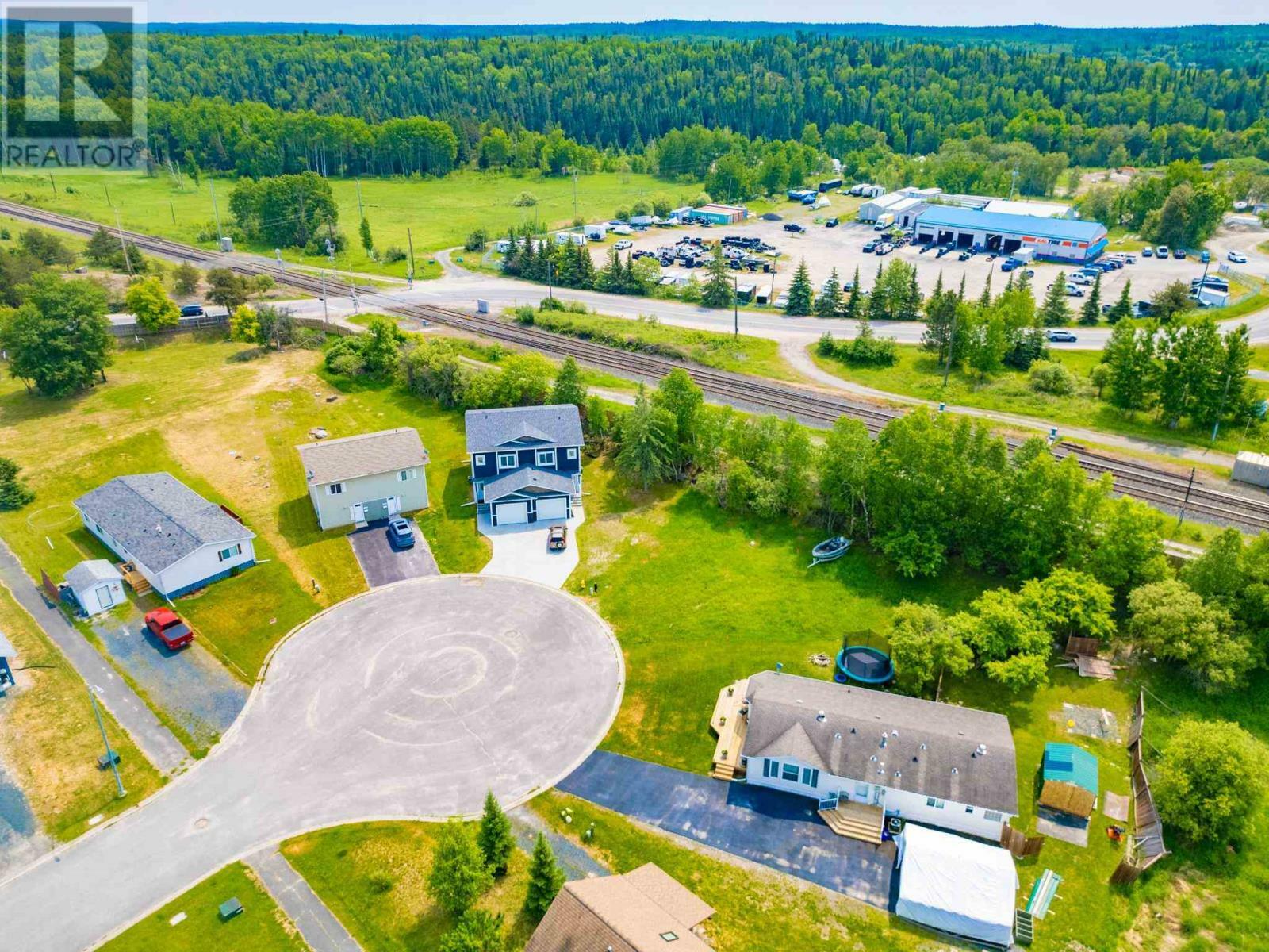 Property Photo:  14 Sunrise Place  ON P9N 4H9 