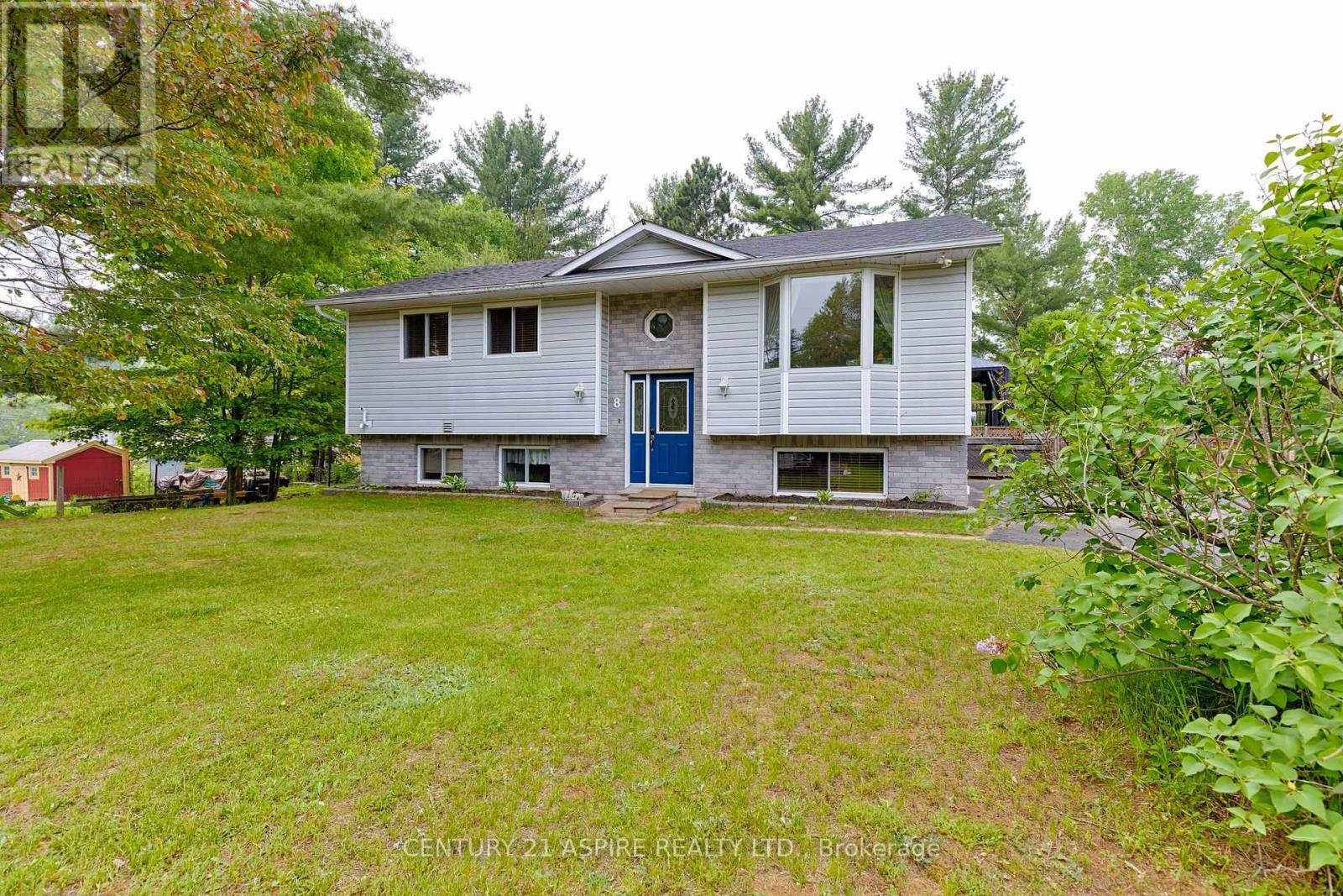 Property Photo: 8 Jason Street ON K8H 3N2