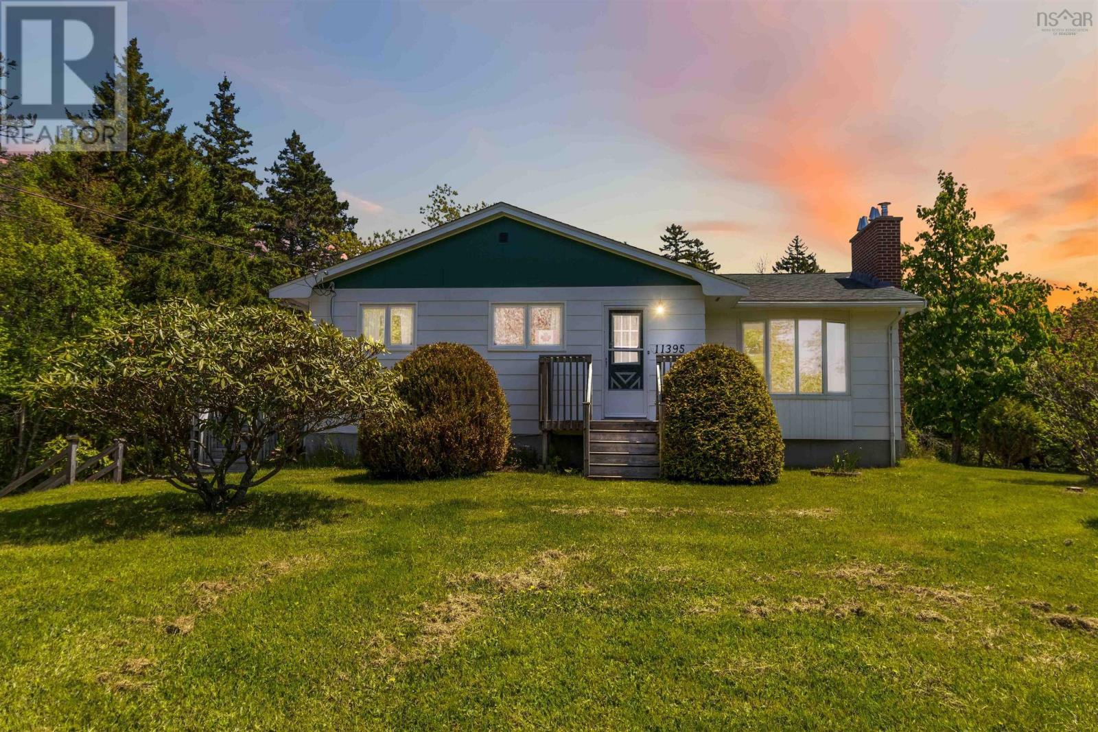 Property Photo: 11395 Peggys Cove Road NS B3Z 2Z3