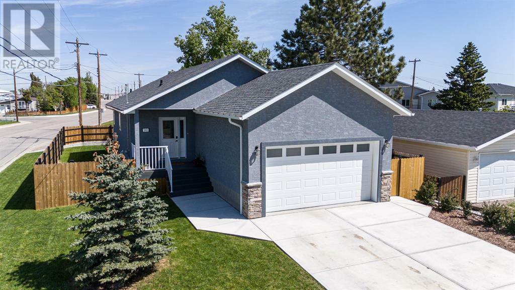 Property Photo: 340 55 Avenue West AB T0L 0T0