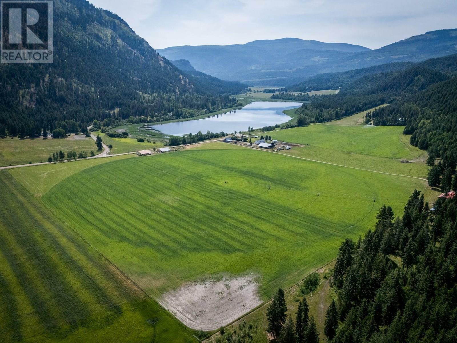 Property Photo: 1053 Ptarmigan Road BC V0E 1M1