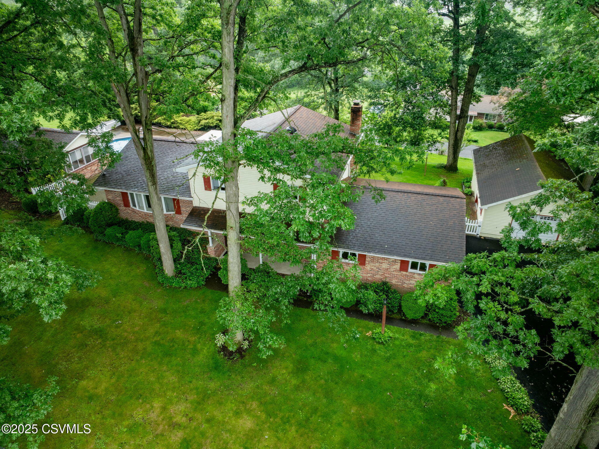 Property Photo: 1056 Woodland Drive PA 17801