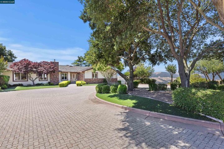 Property Photo: 70 Sherburne Hills Road CA 94526