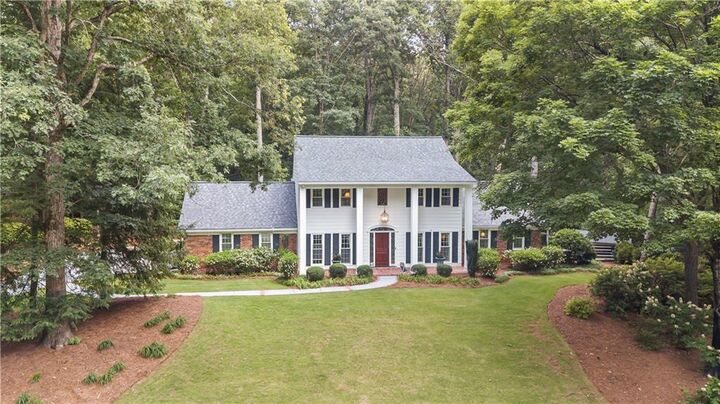 Property Photo:  260 Waverly Hall Drive  GA 30075 