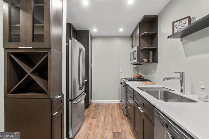 Property Photo:  6851 Roswell Road H18  GA 30328 