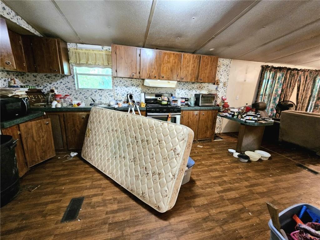 Property Photo:  13102 Highway 451  LA 71355 