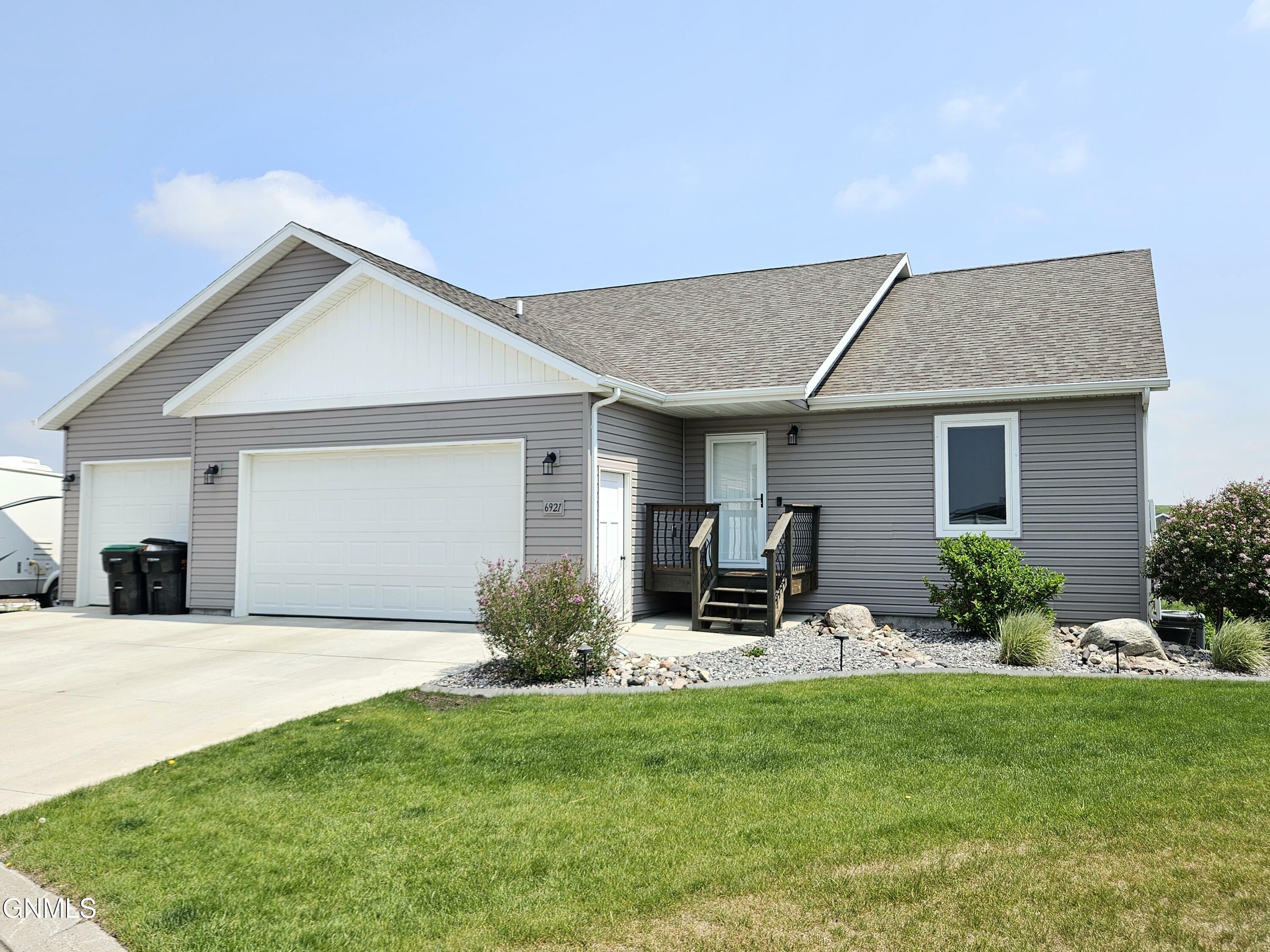Property Photo: 6921 Majestic Place ND 58504