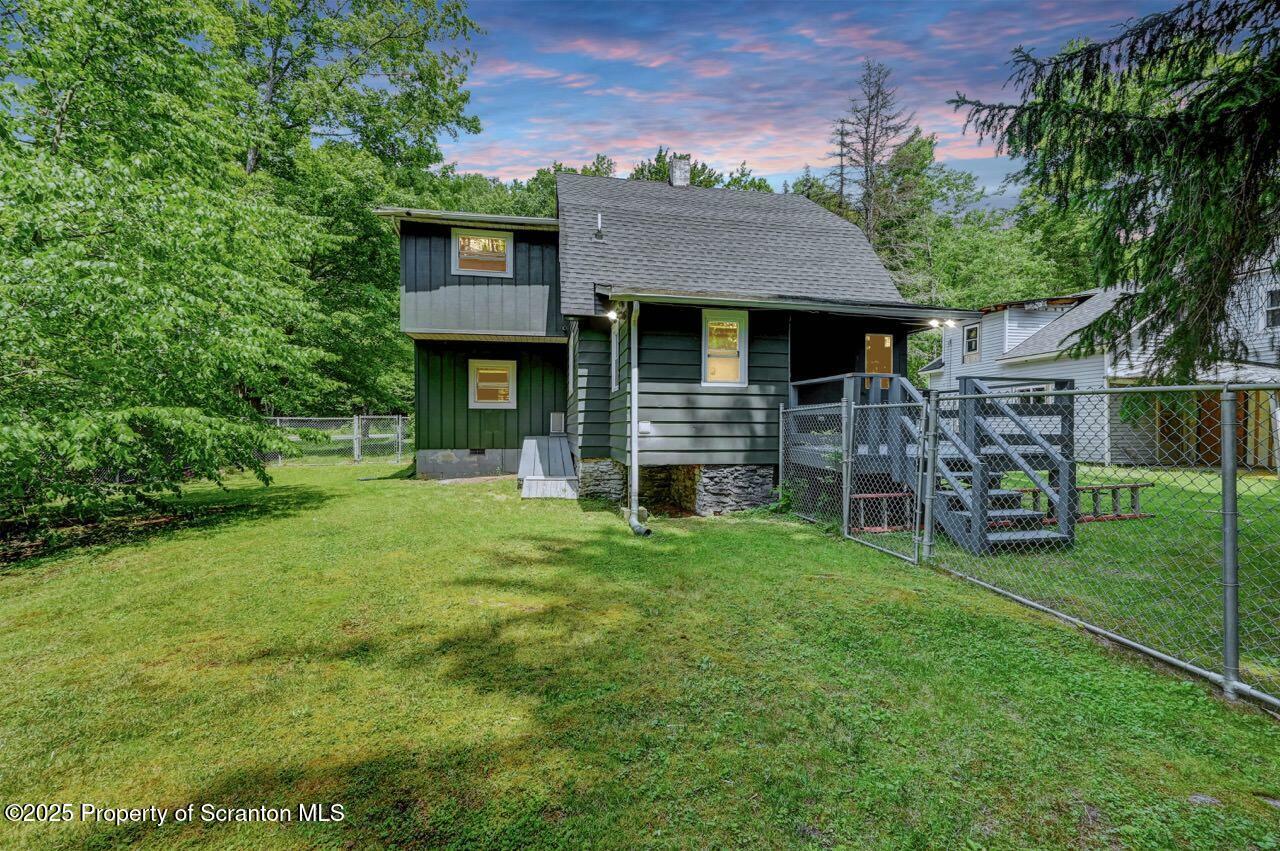 Property Photo: 300 Madisonville Road PA 18444