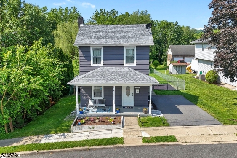 Property Photo: 1000 Hill St NJ 08865
