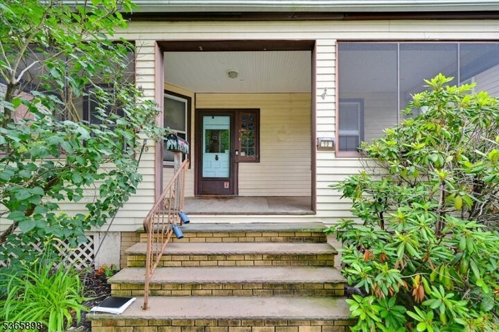 Property Photo:  19 High St  NJ 07028 