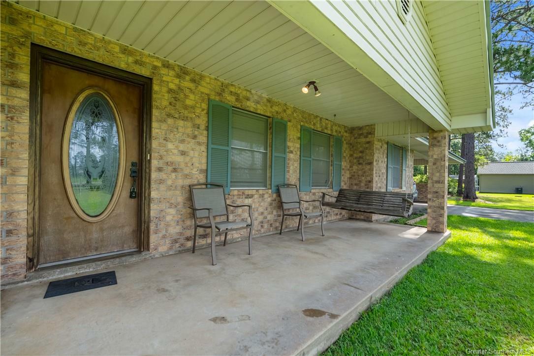 Property Photo:  374 Peach Street  LA 70633 