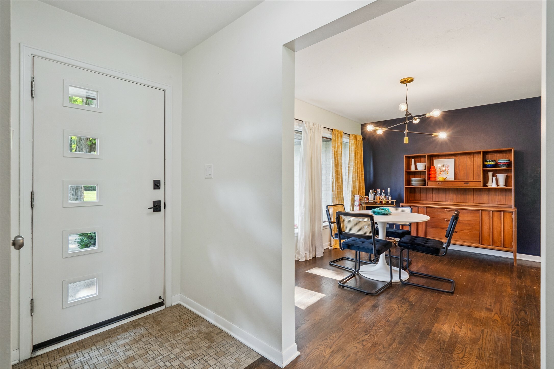 Property Photo: 1817 75th Street IA 50324