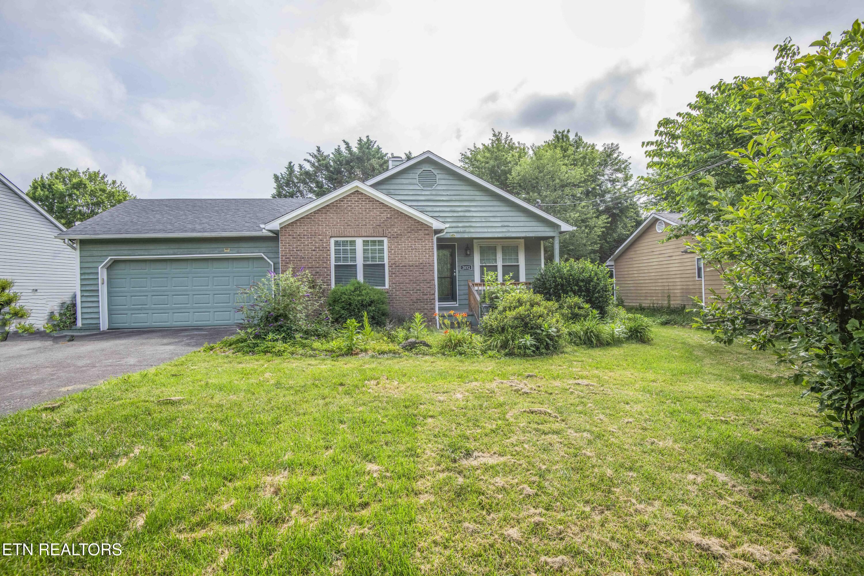 Property Photo: 2032 Merle Lane TN 37931