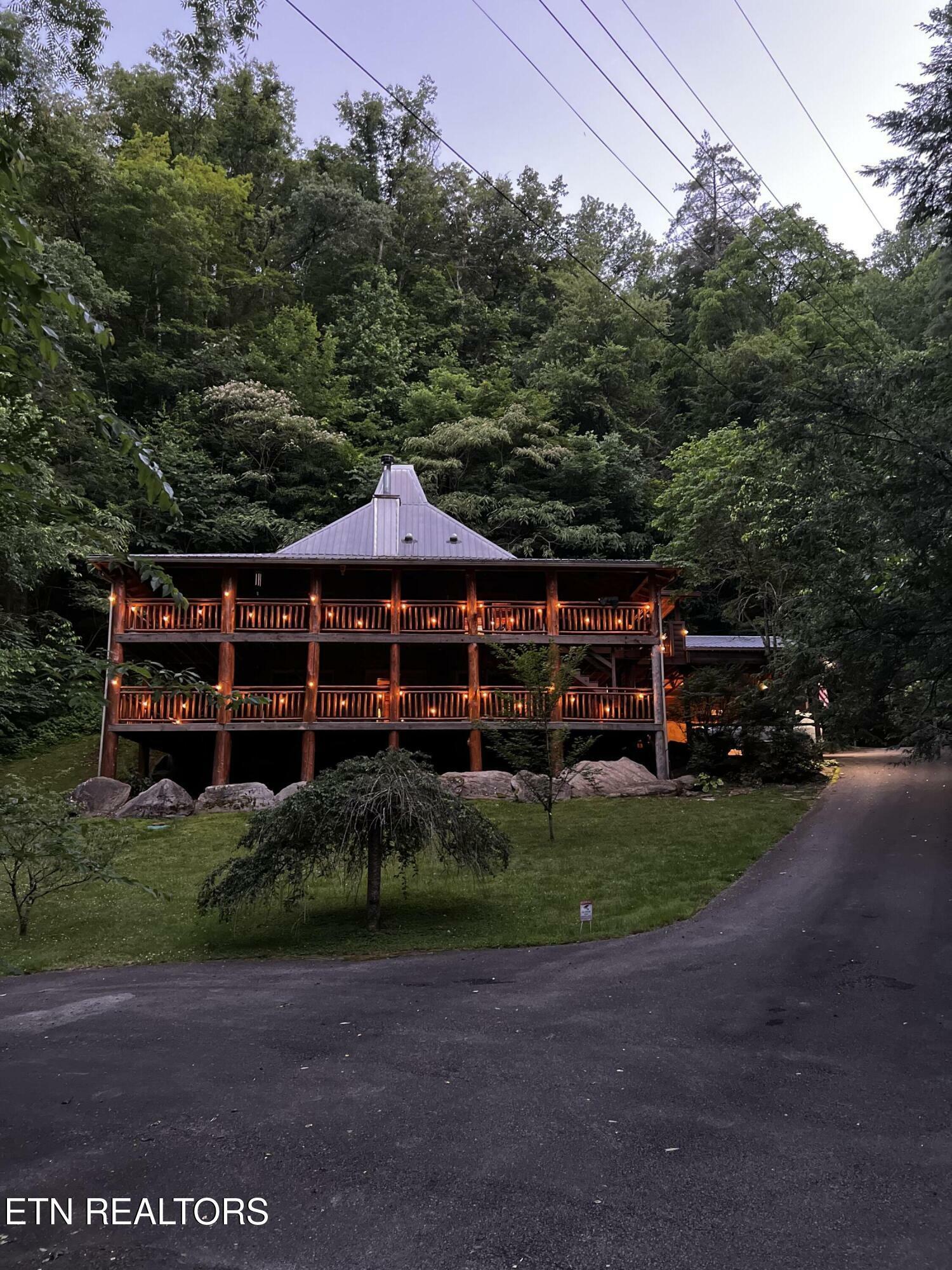 Property Photo: 3014 N Clear Fork Rd TN 37862