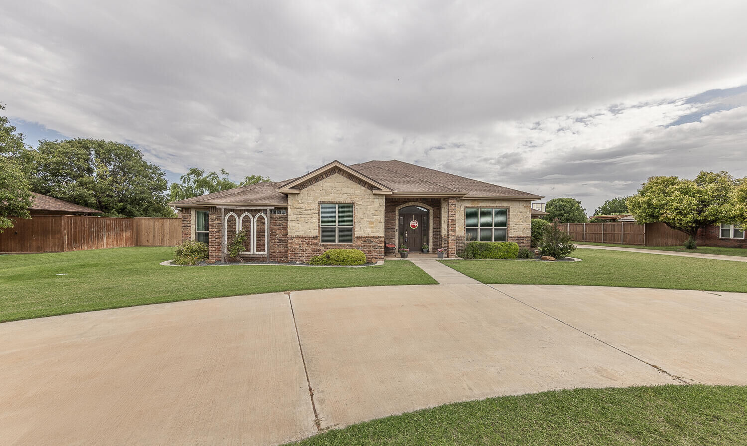 Property Photo: 5407 County Rd 7340 TX 79424