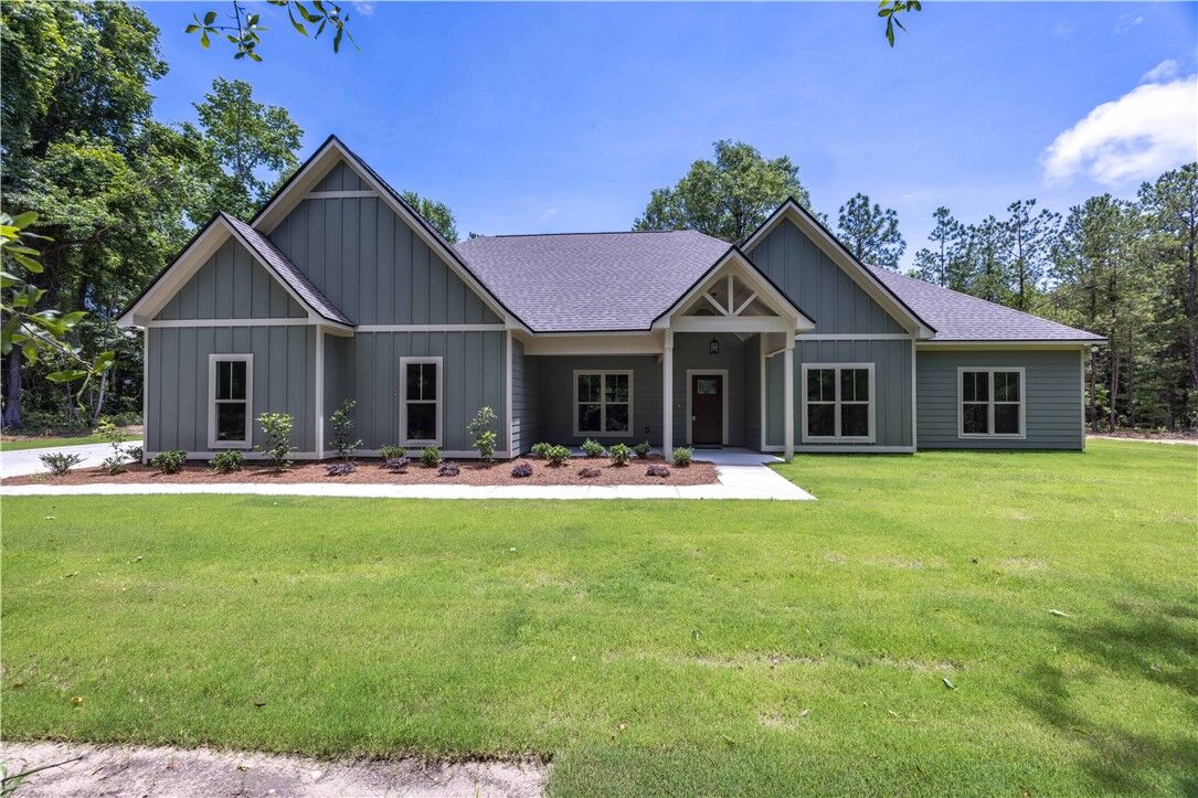 Property Photo:  1938 Lee Road 2087  AL 36874