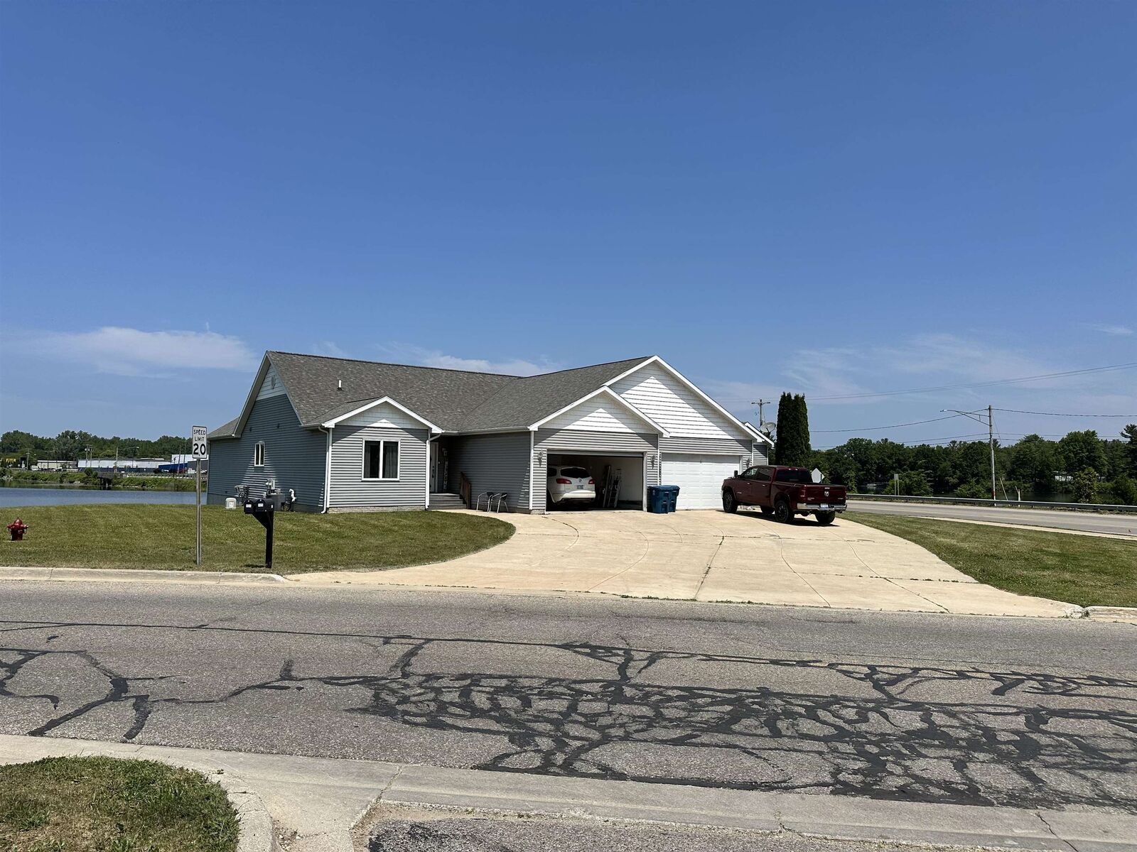Property Photo:  123/125 Pearson  MI 48612 