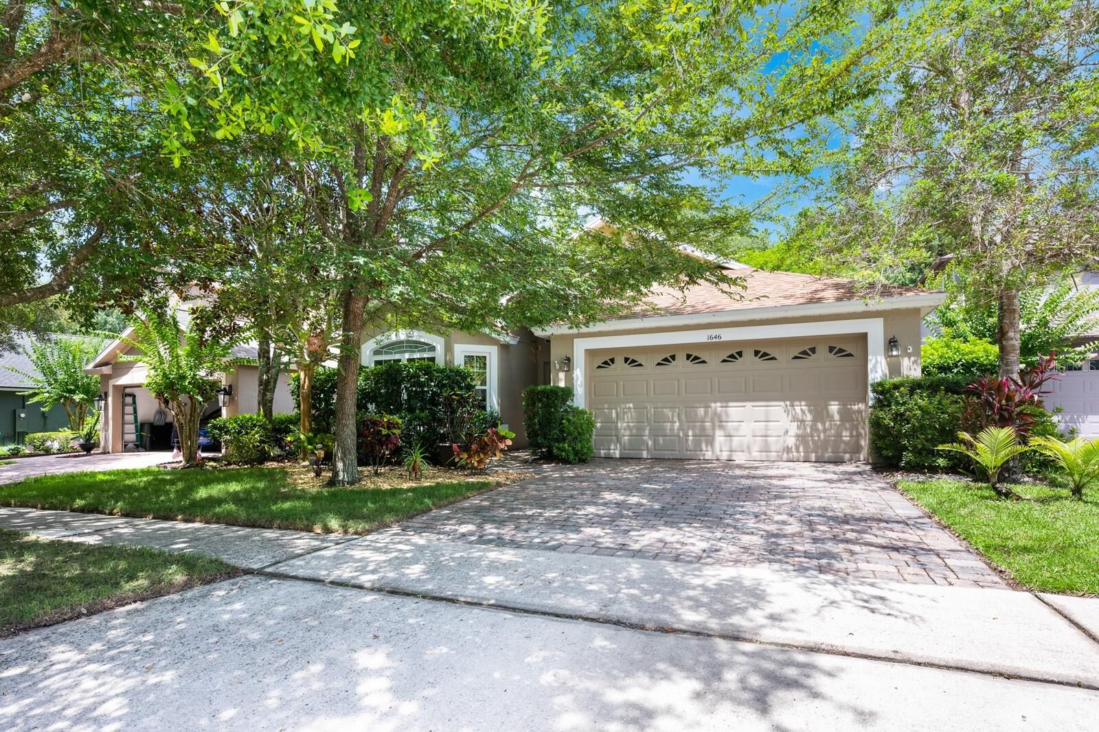 Property Photo:  1646 Song Sparrow Court  FL 32773