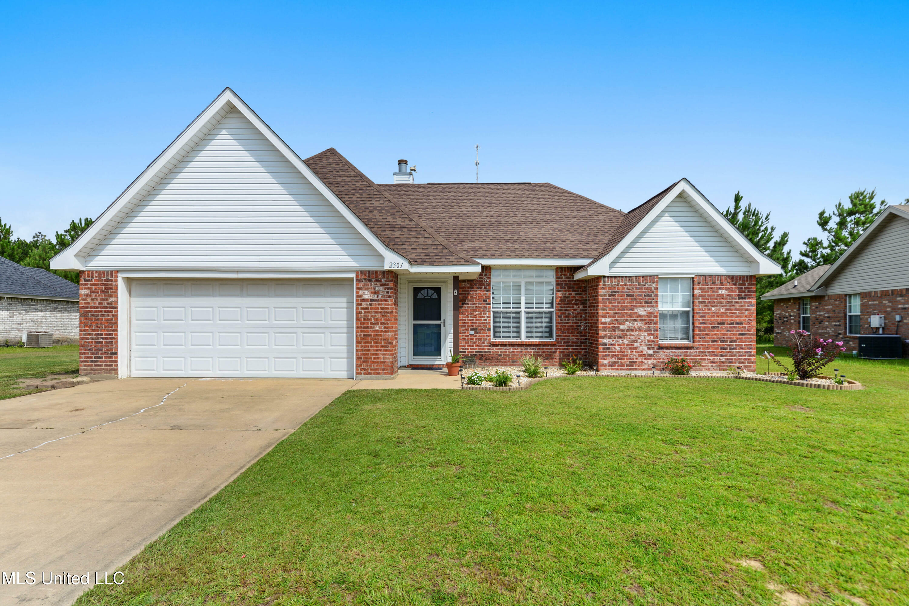 Property Photo: 2301 Paula Circle MS 39564