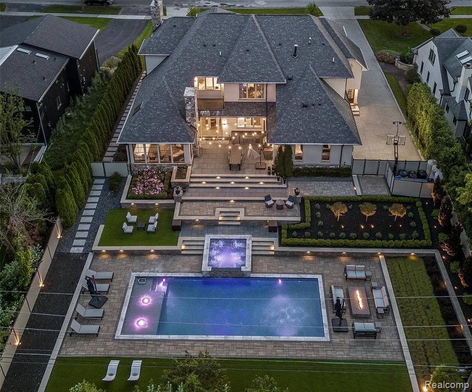 Property Photo: 1044 Lakeside Drive MI 48009 3834
