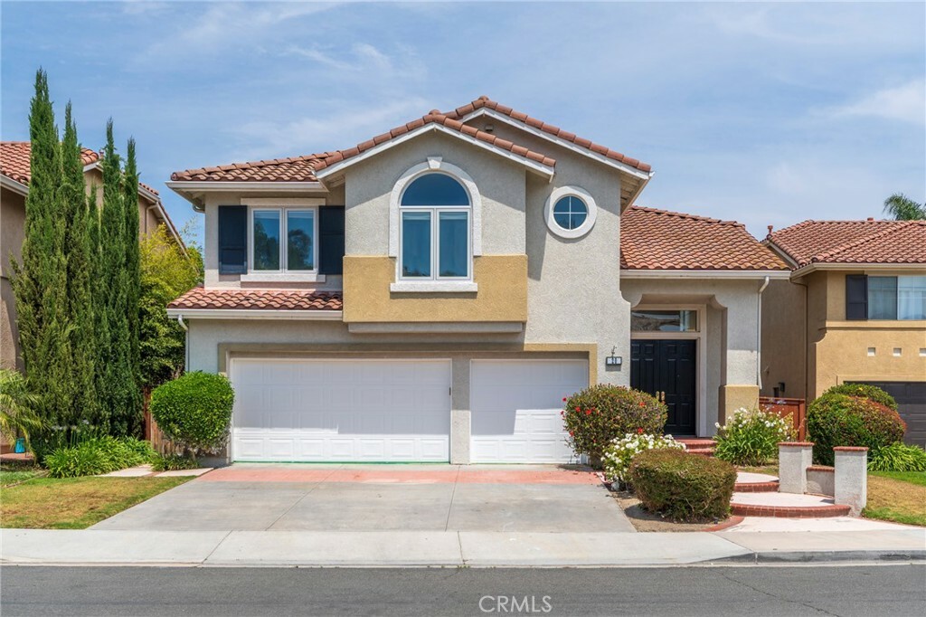Property Photo:  20 Las Fieras  CA 92688 