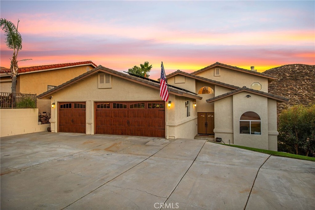 Property Photo:  30732 Early Round Drive  CA 92587 