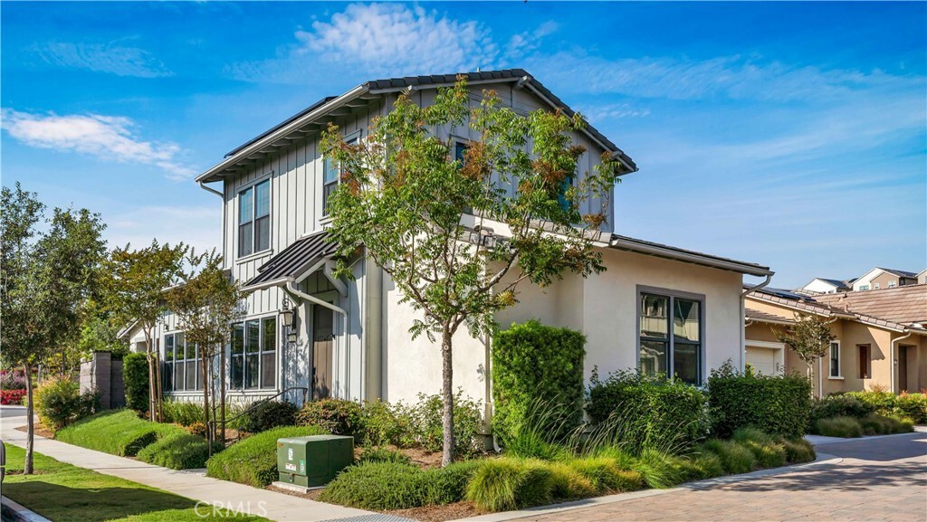 Property Photo: 126 Luneta Lane CA 92694