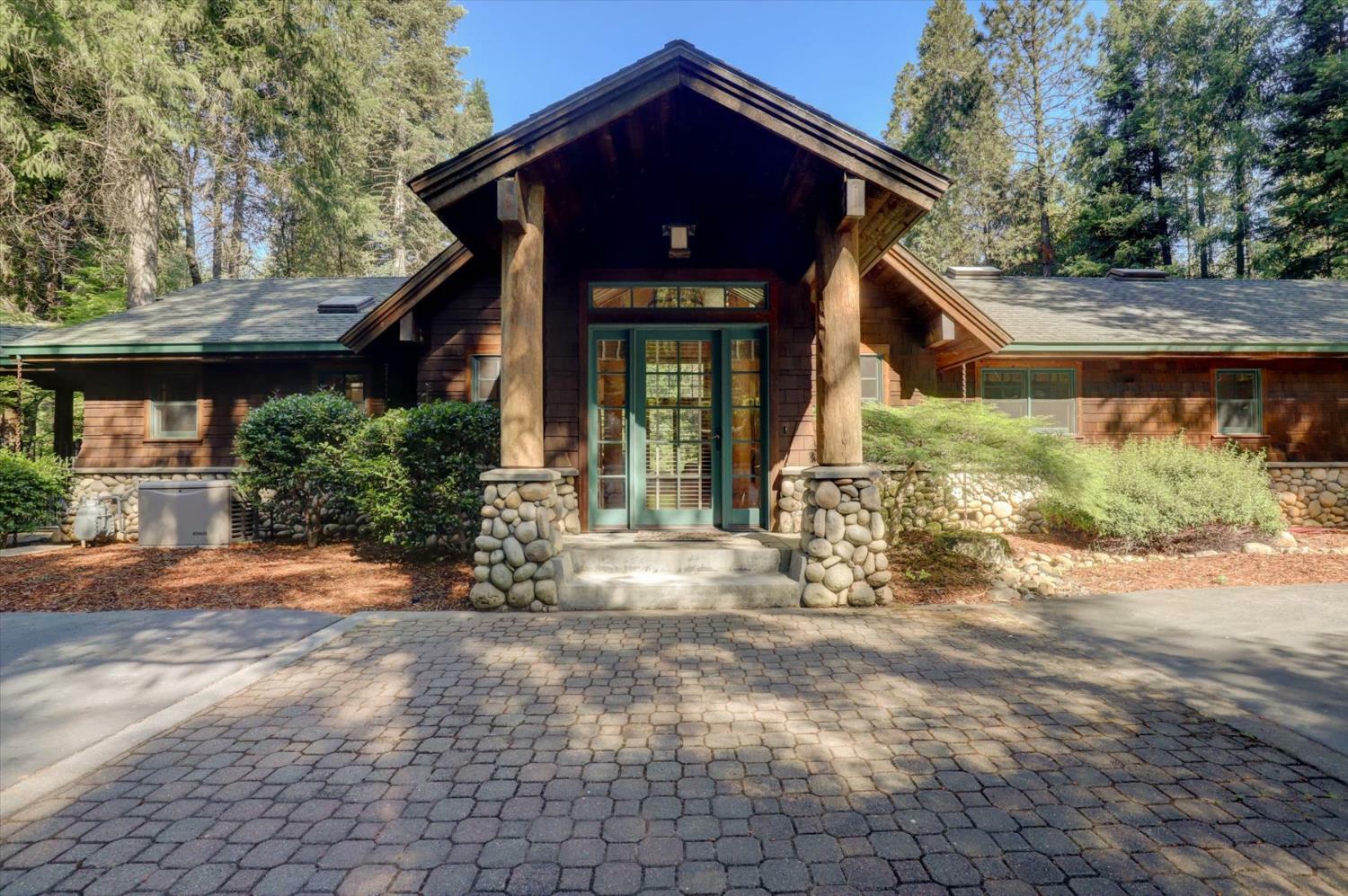 Property Photo: 10499 Jasper Agate Court CA 95959