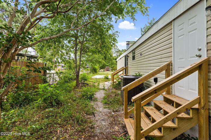 Property Photo: 1070 Pinecrest Road NC 28461
