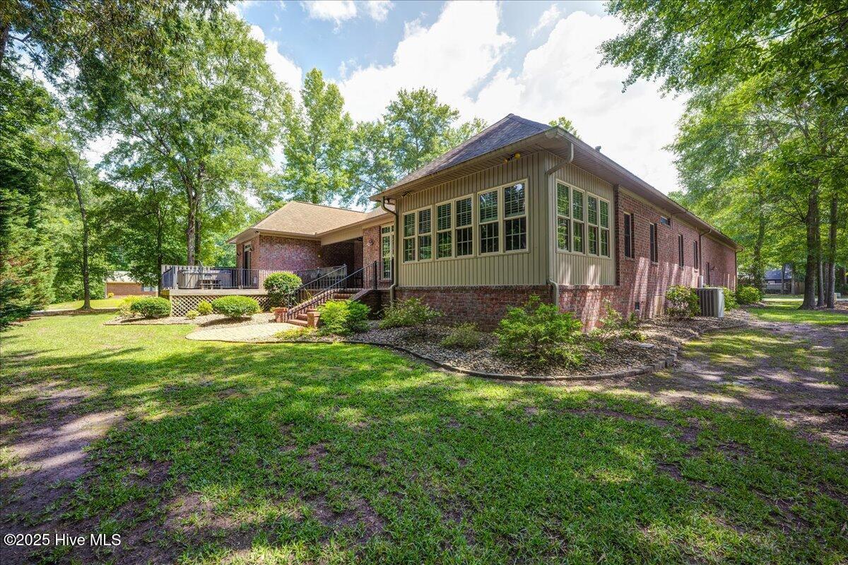 Property Photo: 100 Knollwood Court NC 28562