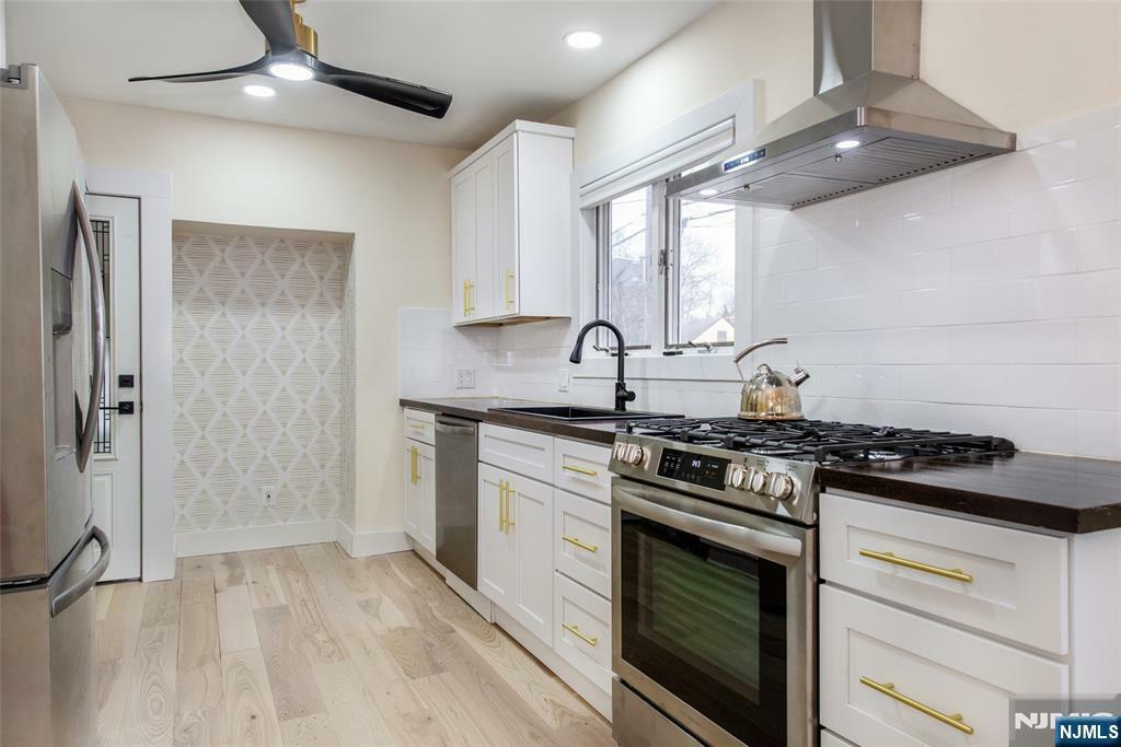 Property Photo:  35 Roosevelt Avenue  NJ 07675 