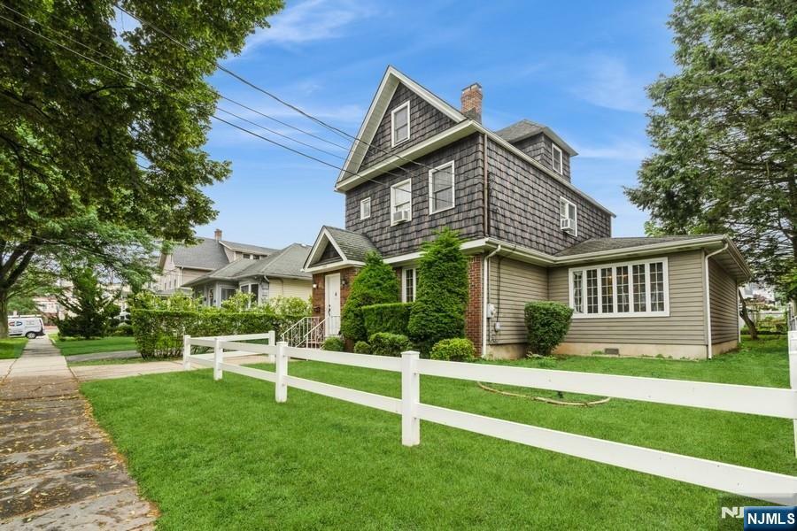 149 Springfield Avenue  Rutherford NJ 07070 photo
