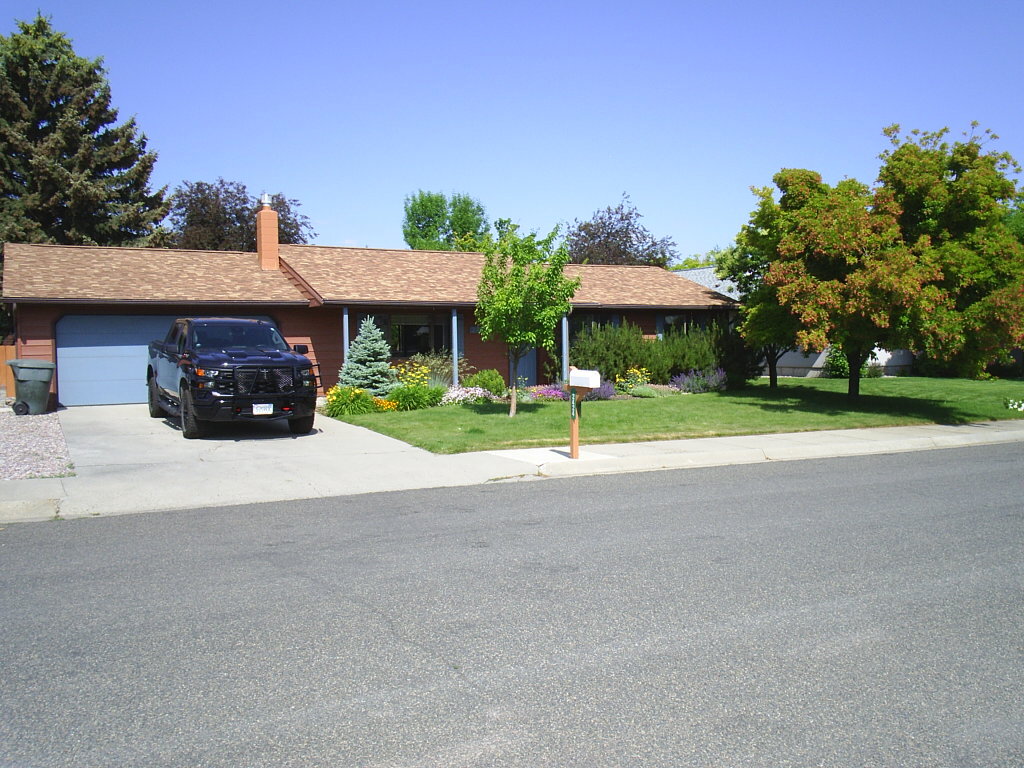 Property Photo: 2424 Teakwood Lane MT 59601