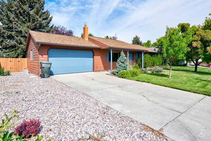 Property Photo: 2424 Teakwood Lane MT 59601