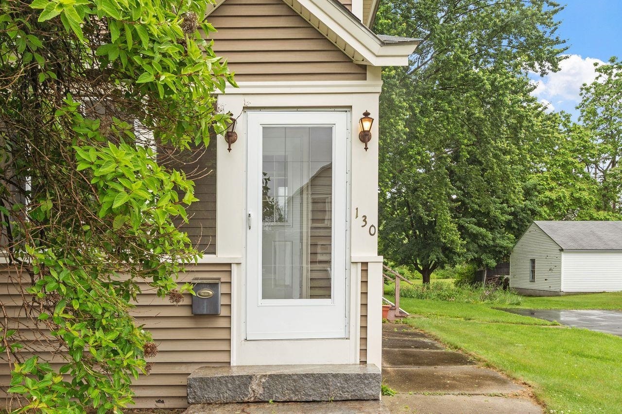 Property Photo: 130 Island Street NH 03431