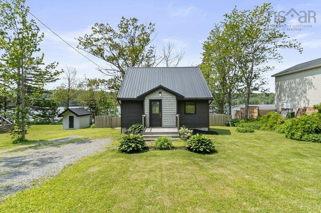1396 Beaver Bank Road  Beaver Bank NS B4G 1E8 photo