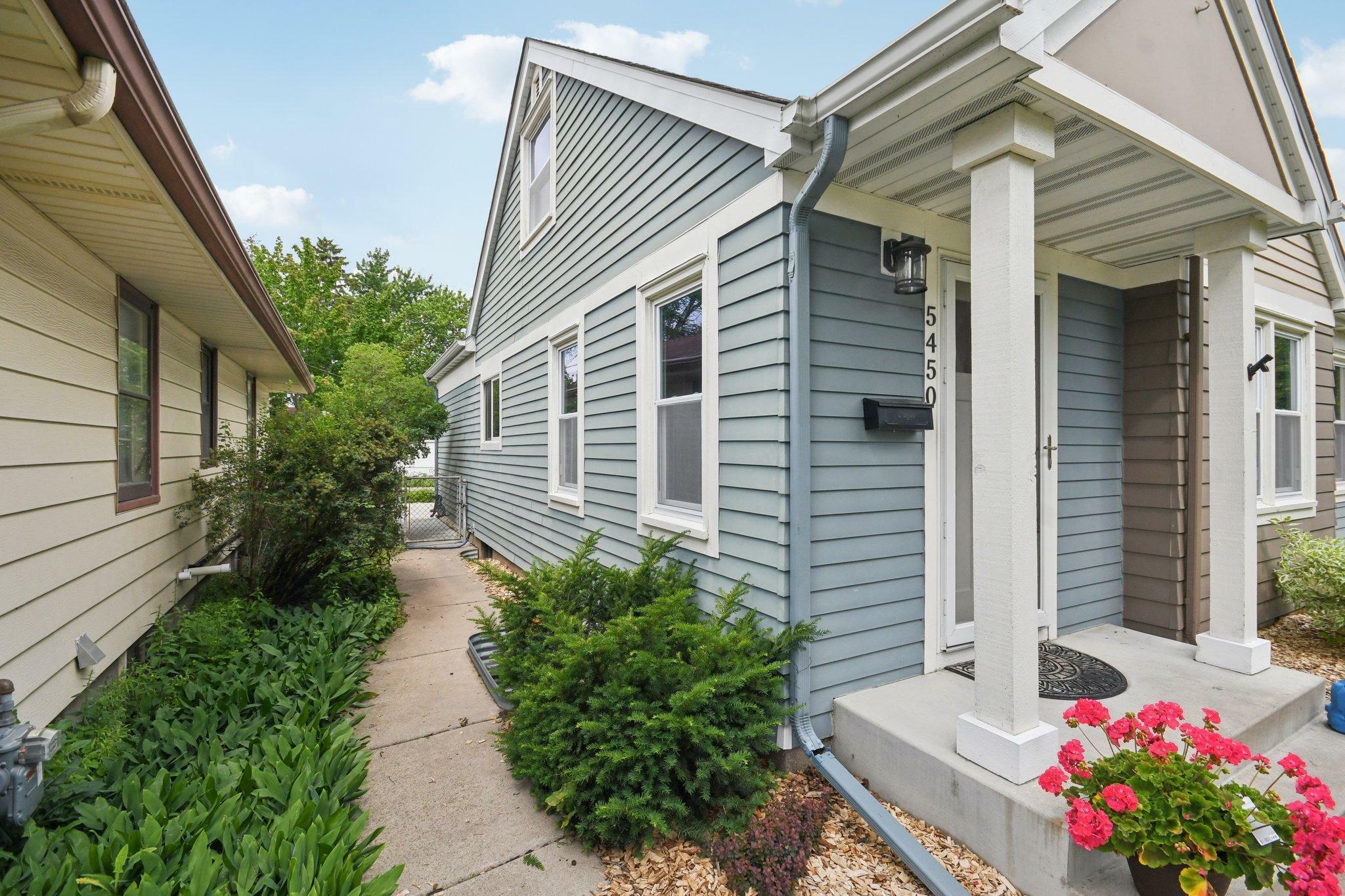 Property Photo: 5450 Washburn Avenue S MN 55410