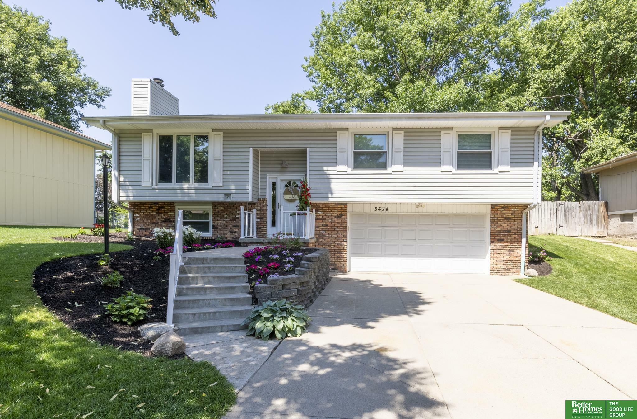 Property Photo: 5424 S 151 Street NE 68137