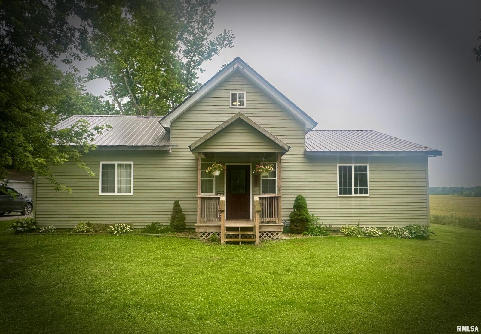Property Photo: 442 W Oak Street IL 61477