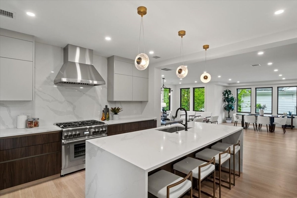 116 Thorndike Road  Brookline MA 02446 photo