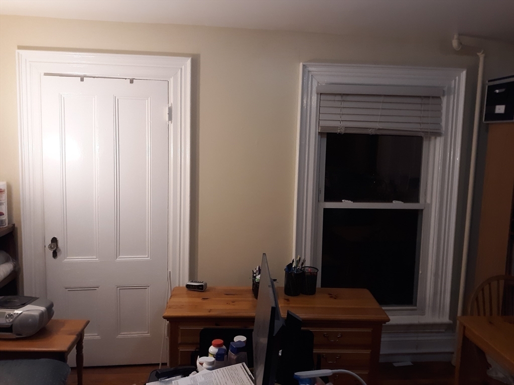 Property Photo:  72 Linden Street 202  MA 01867 