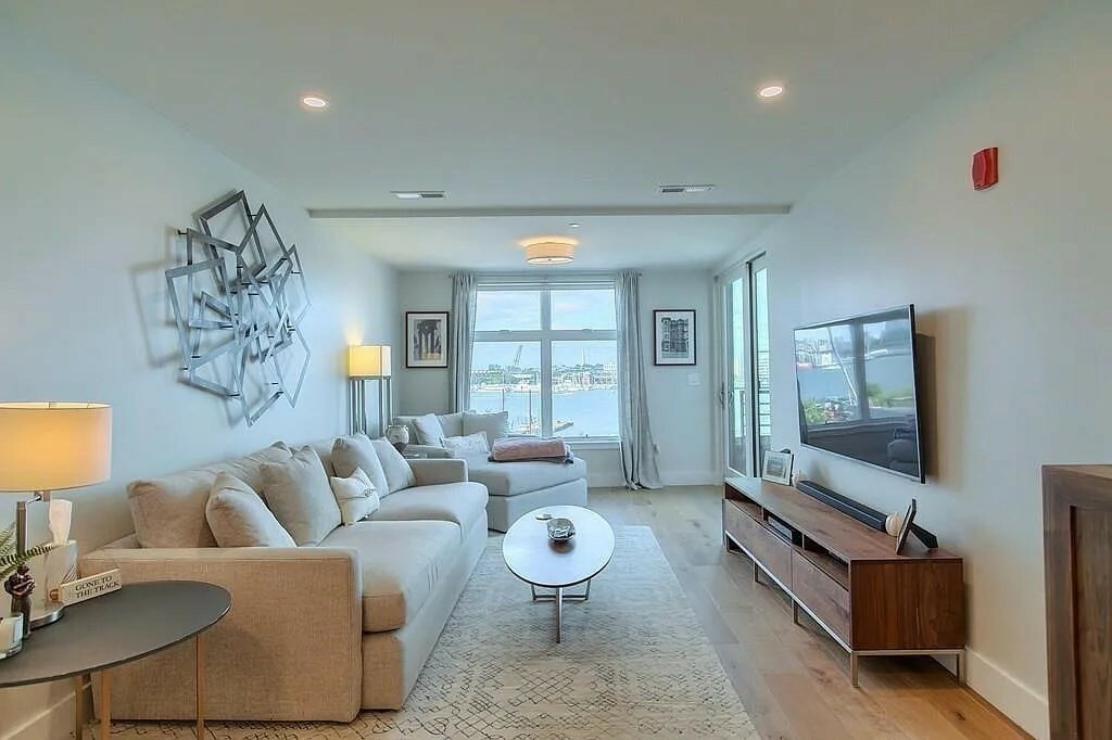 Property Photo: 250 Meridian St 505 MA 02128