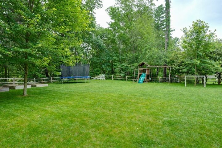 Property Photo:  124 South St  MA 01746 