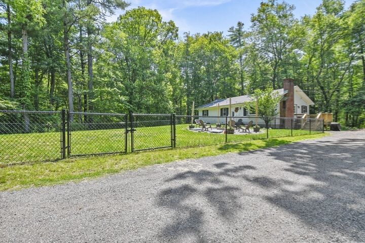 180 Slab Bridge Road  Freetown MA 02702 photo