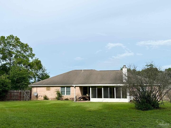 Property Photo:  5473 Timber Creek Cir  FL 32571 