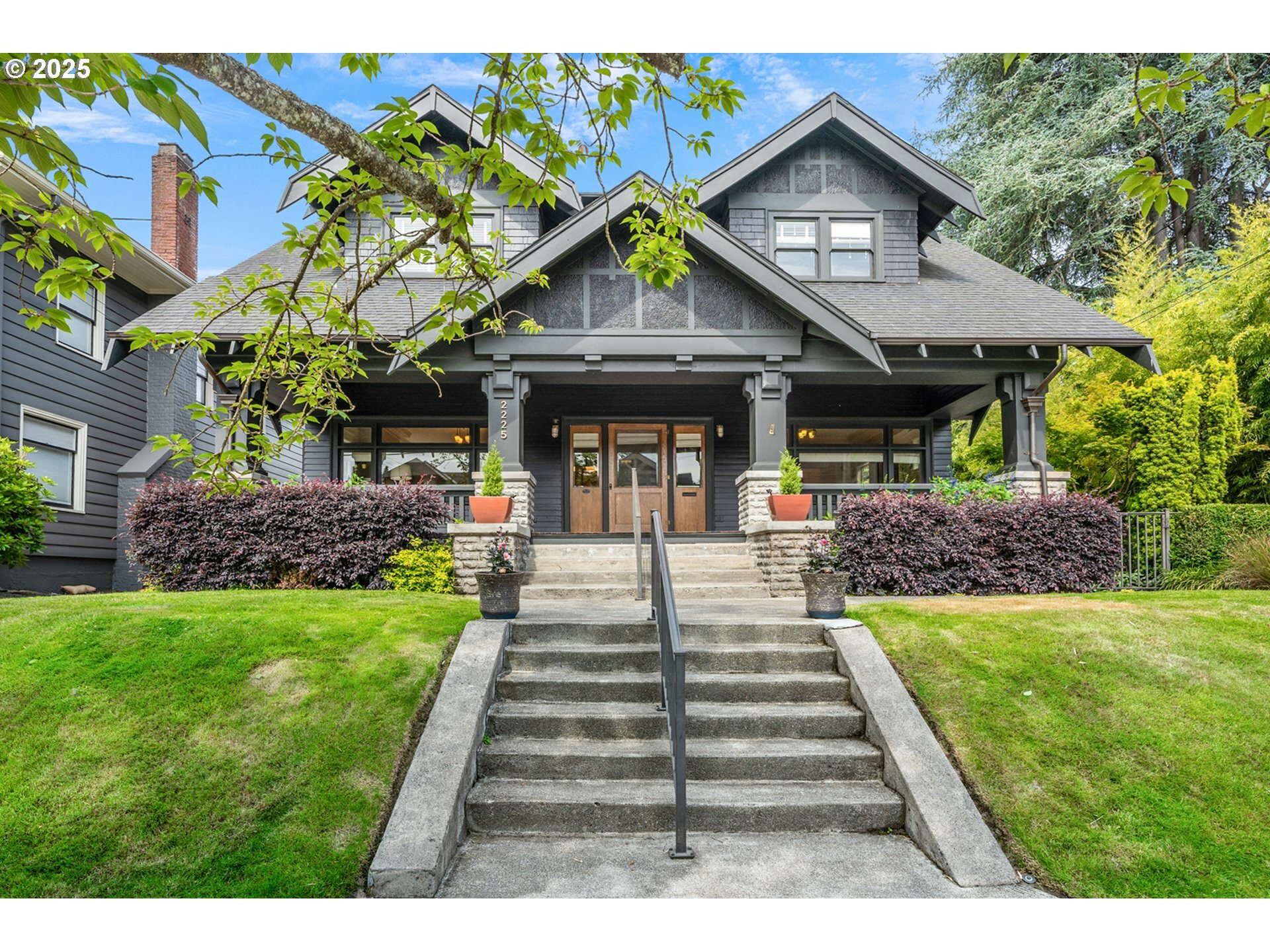 Property Photo: 2225 NE 22nd Ave OR 97212